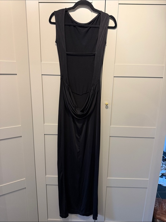 Dresses & Skirts - Black Draped Back Sleeveless Maxi Dress